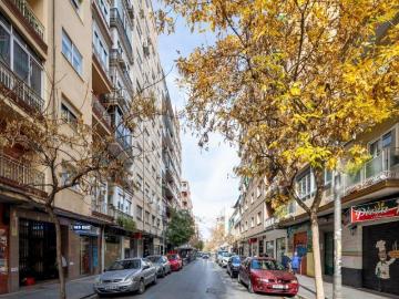 Piso en Venta en Granada
