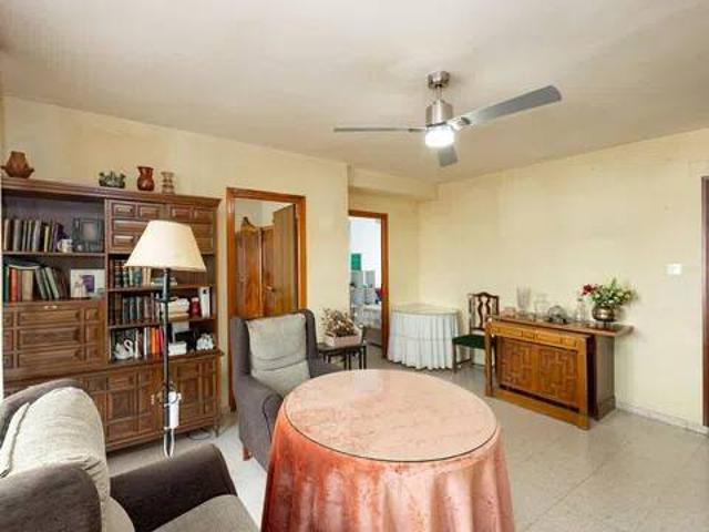 Piso en Venta en Granada