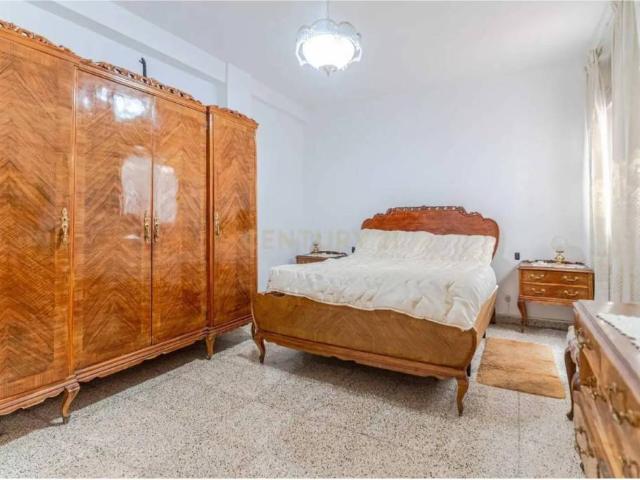 Piso en Venta en Granada