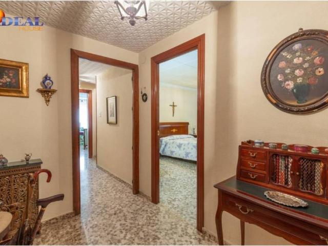 Piso en Venta en Granada
