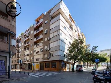 Piso en venta en Granada, Granada