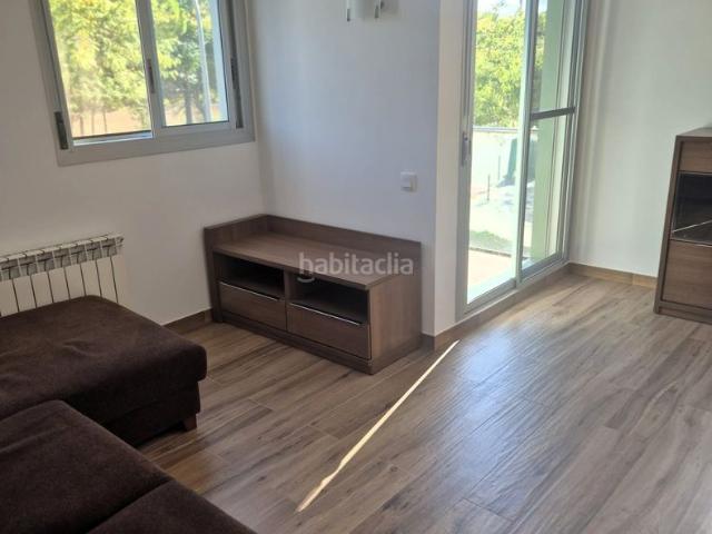 Piso en venta en Granada La. Tu nuevo hogar en La Granada! Piso reformado con parking y trastero. Pisos Granada.