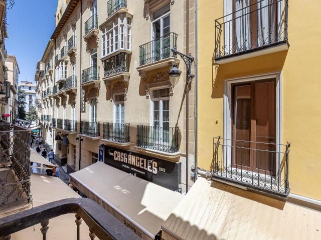 Piso en venta en Granada, San Matías Realejo. Piso Turístico en el corazón de Granada. Pisos.
