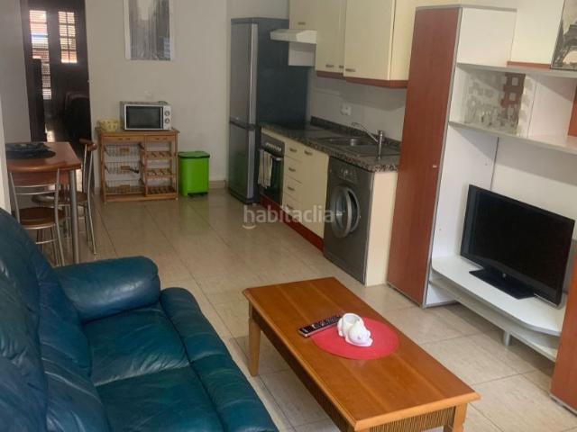 Piso en venta en Granadilla de Abona, San Isidro. 1 hab parking trastero balcon ideal para inversion. Pisos Granadilla de.