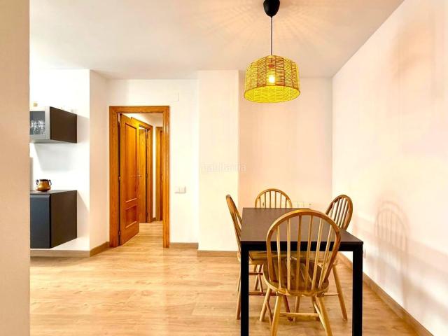 Piso en venta en Granollers, Font Verda. Piso en venta en Font Verda con parking y trastero. Pisos.