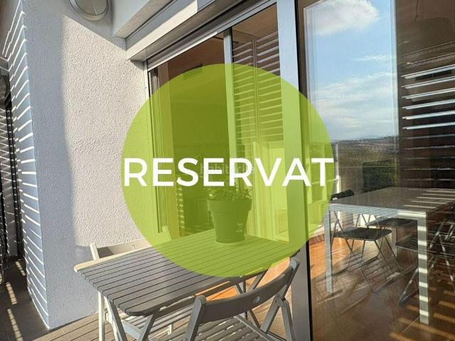 Piso en venta en Granollers, Hostal. Luz, amplitud y una energía especial en una de las mejores zonas de Granollers. Pisos.