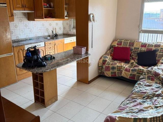 Piso en venta en Grañén. Amplio piso exterior en Grañen, Huesca. Pisos.