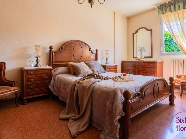 Piso en venta en Grañén. Piso de 4 dormitorios con terraza en Grañén. Pisos.