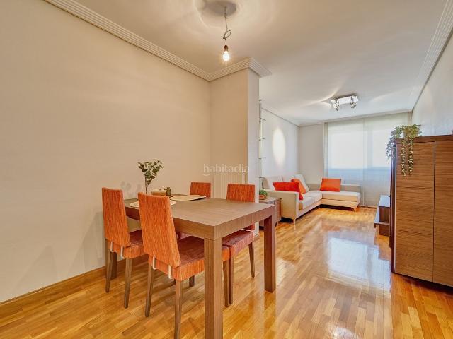 Piso en venta en Huarte Uharte. Luz y vistas despejadas a estrenar en Huarte. Pisos Huarte.
