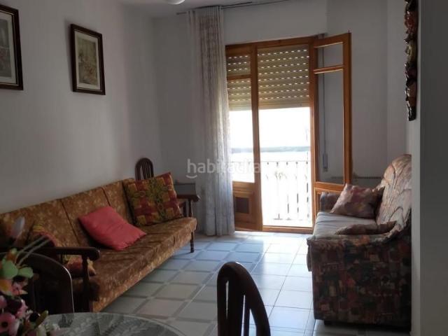 Piso en venta en Huelma. PISO EN HUELMA. Pisos.