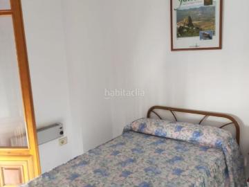 Piso en venta en Huelma. PISO EN HUELMA. Pisos.