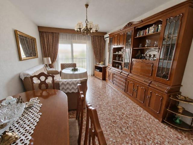 Piso en Venta en Huerta de la Reina Trassierra