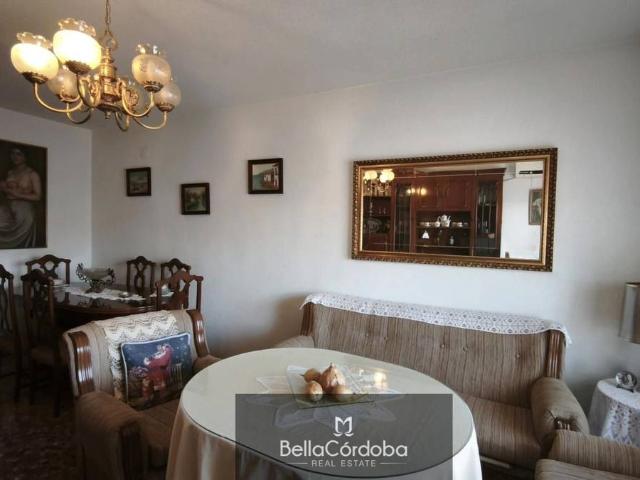 Piso en Venta en Huerta de la Reina Trassierra