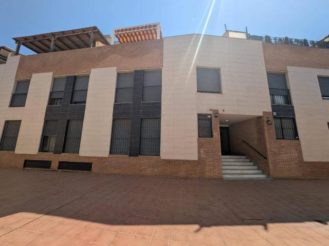 Piso en Venta en Huércal de Almería