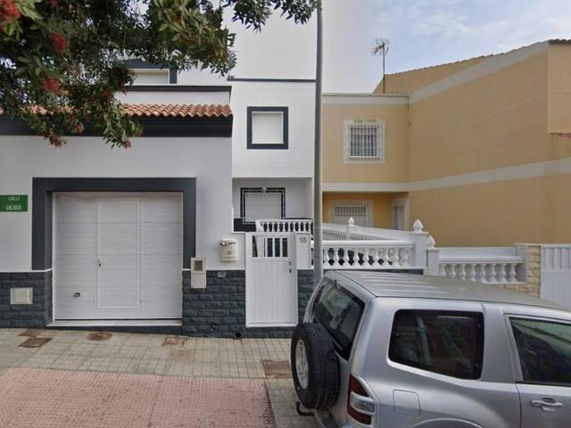 Piso en Venta en Huércal de Almería