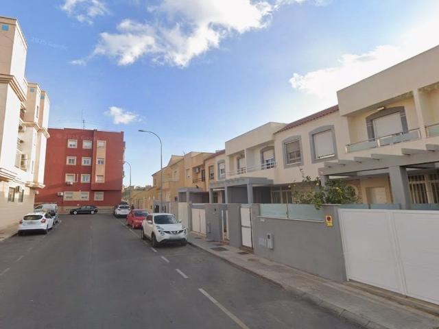 Piso en venta en Huércal de Almería, Almería. Activo inmobiliario SIN POSESIÓN, NO SE PUEDE VISITAR