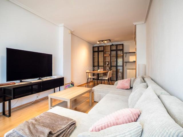 Piso en venta en Huesca, Los Olivos. EXCLUSIVIDAD Y CONFORT EN LOS OLIVOS TU HOGAR IDEAL EN HUESCA. Pisos.