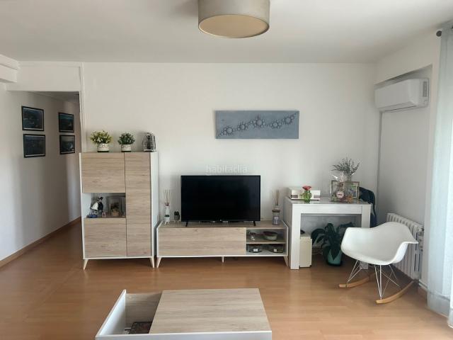 Piso en venta en Huesca, Santiago. Zona Avenida Pirineos. Pisos.