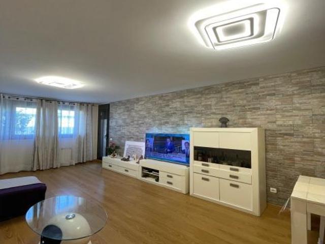 Piso en Venta en Huéscar, Huesca