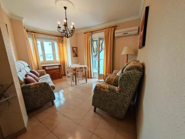 Piso en venta en Huétor Tájar. PISO DOS HABITACIONES AMUEBLADO EN EL CENTRO. Pisos Huétor.