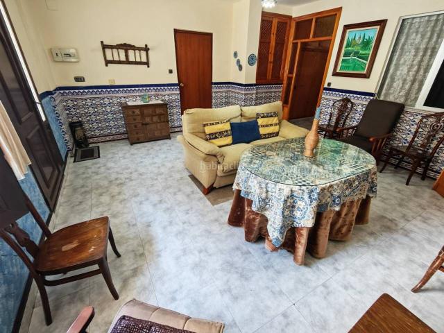 Piso en venta en Huétor Tájar. PISO INDEPENDIENTE EN BAJO. Pisos Huétor.