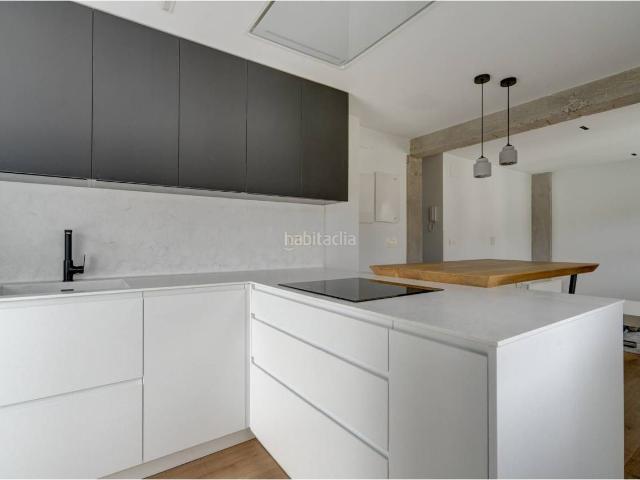Piso en venta en Hernani. Venta de piso reformado de 2 habitaciones en Hernani. Pisos.