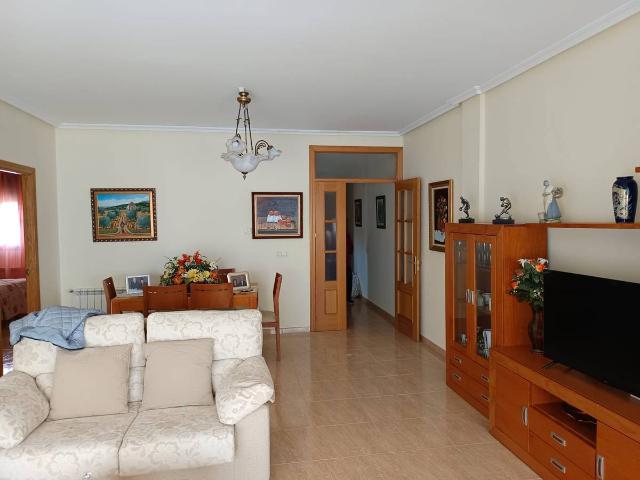 Piso en Venta en Herencia