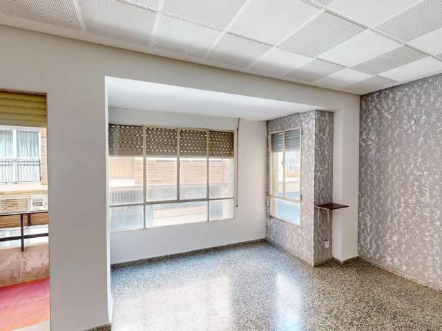 Piso en Venta en Hospital Plaza del Real