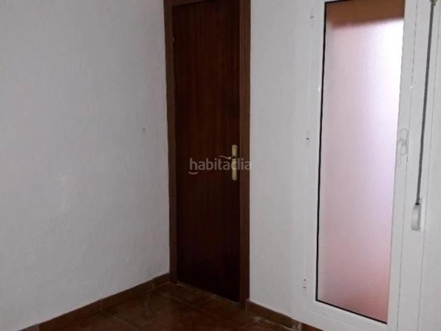 Piso en venta en Hospitalet de Llobregat L´, Collblanc. Hospitalet de Llobregat l, Barcelona. EN RENTABILIDAD se vende alquilado, no se puede visitar ni hipotecar. Pisos Hospitalet de.