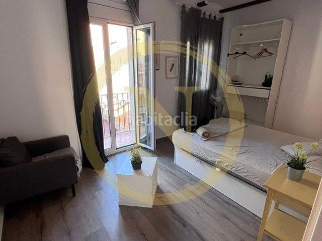 Piso en venta en Hospitalet de Llobregat L´, Collblanc. PISO EN COLLBLANC CON LICENCIA TURISTICA. Pisos Hospitalet de Llobregat.