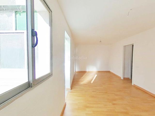 Piso en venta en Hospitalet de Llobregat L´, Collblanc. Solvia Inmobiliaria Piso Hospitalet de Llobregat El. Pisos Hospitalet de Llobregat.
