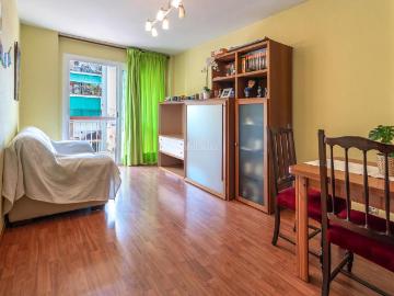 Piso en venta en Hospitalet de Llobregat L´, Can Serra. DONDE LA LUZ TE DA LA BIENVENIDA CADA DÍA. Pisos Hospitalet de Llobregat.