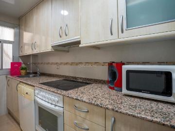Piso en venta en Hospitalet de Llobregat L´, Can Serra. Piso en venta en Avenida de Can Serra. Pisos Hospitalet de Llobregat.