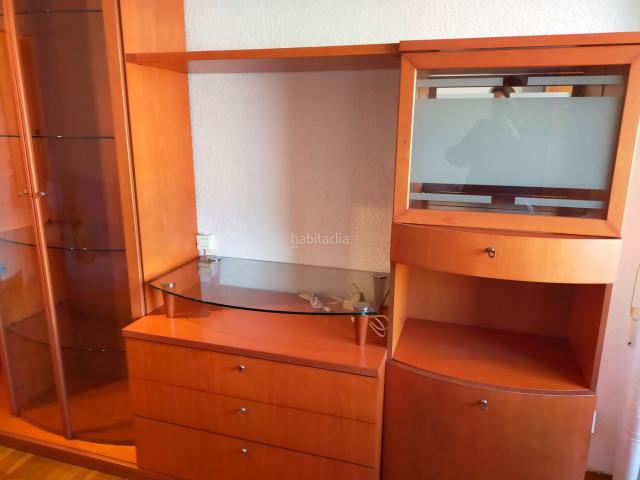 Piso en venta en Hospitalet de Llobregat L´, Centre. Estupendo piso en el centro de l´Hospitalet. Pisos Hospitalet de Llobregat.