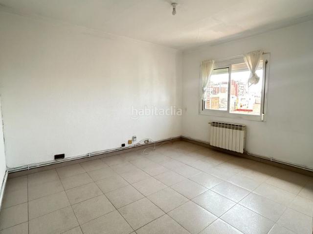 Piso en venta en Hospitalet de Llobregat L´, Centre. Ubicación irrepetible en la Plaça de lAjuntament!. Pisos Hospitalet de Llobregat.