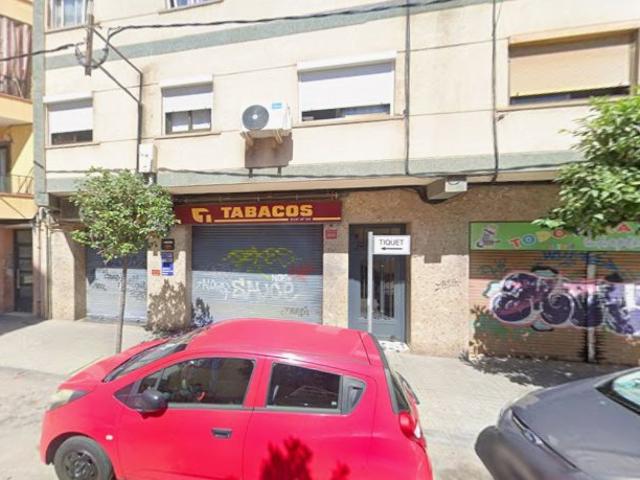 Piso en venta en Hospitalet De Llobregat l&apos , Calle andorra