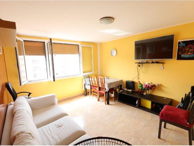 Piso en venta en Hospitalet de Llobregat L´, Bellvitge. PISO CON VISTAS DESPEJADAS. Pisos Hospitalet de Llobregat.
