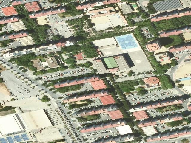 Piso en venta en Hospitalet de Llobregat L´, Bellvitge. Piso en venta en calle Ermita de Bellvitge. Pisos Hospitalet de Llobregat.