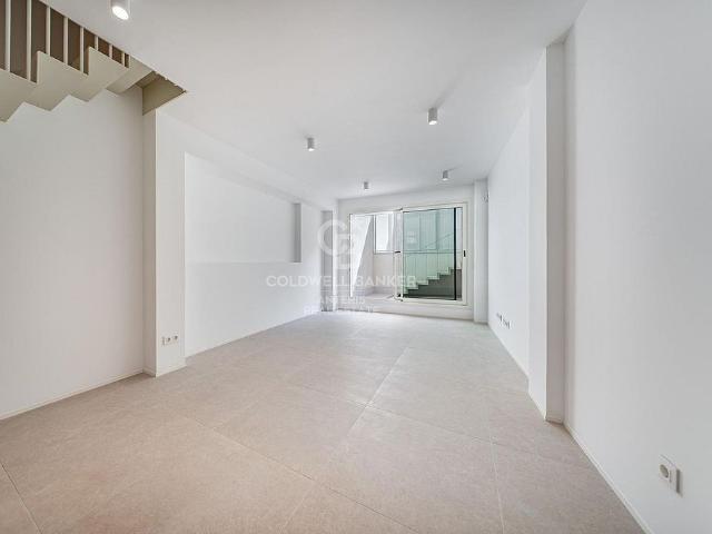 Piso en venta en travesía De Collblanc, Hospitalet de Llobregat, L´, de 87 m² 2 habitaciones por 475.000