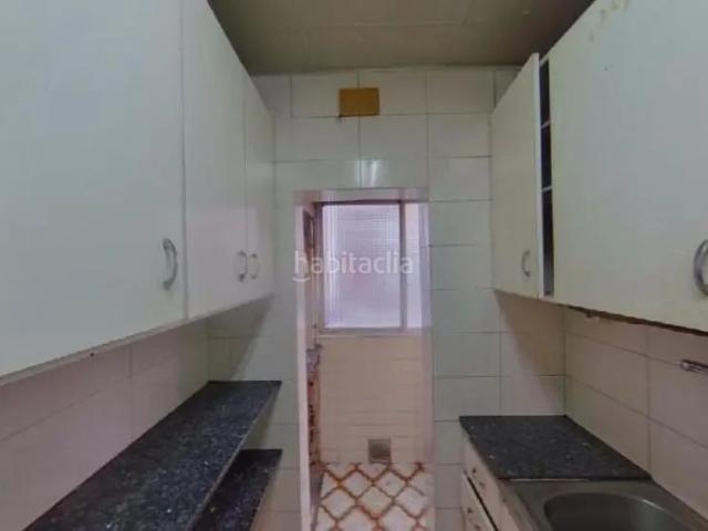Piso en venta en Hospitalet de Llobregat L´, La Torrassa. Hospitalet de Llobregat l Barcelona. EN RENTABILIDAD se vende alquilado, no se puede visitar ni hipotecar. Pisos Hospitalet de.