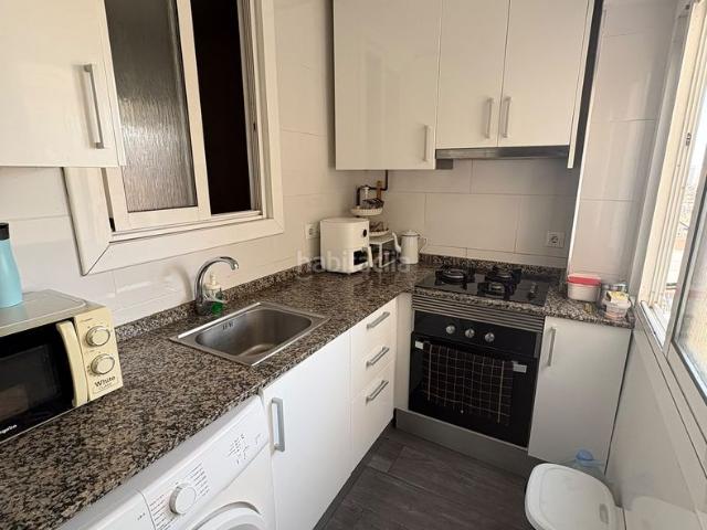 Piso en venta en Hospitalet de Llobregat L´, La Torrassa. Piso de 60 m con 3 dormitorios y exterior en Progrés, LHospitalet. Pisos Hospitalet de Llobregat.