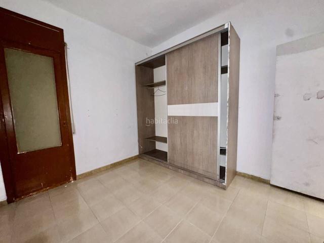 Piso en venta en Hospitalet de Llobregat L´, La Torrassa. PISO DE 2 HABITACIONES EN CALLE HOLANDA. Pisos Hospitalet de Llobregat.
