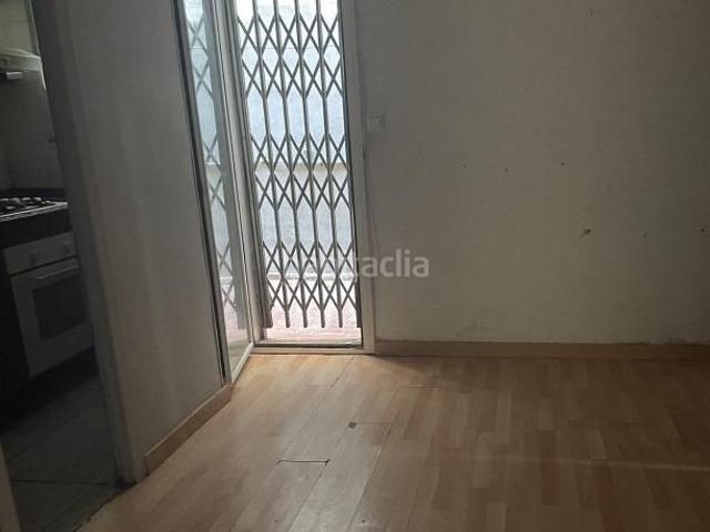 Piso en venta en Hospitalet de Llobregat L´, La Torrassa. PISO EN VENTA EN COLLBLANC, LHOSPITALET DE LLOBREGAT CON POSIBILIDAD DE FINANCIACIÓN HASTA EL 100. Pisos Hospitalet de Llobregat.