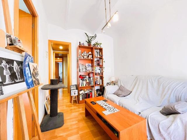 Piso en venta en Hospitalet de Llobregat L´, La Torrassa. Piso en venta en Lhospitalet de llobregat. Pisos Hospitalet de Llobregat.