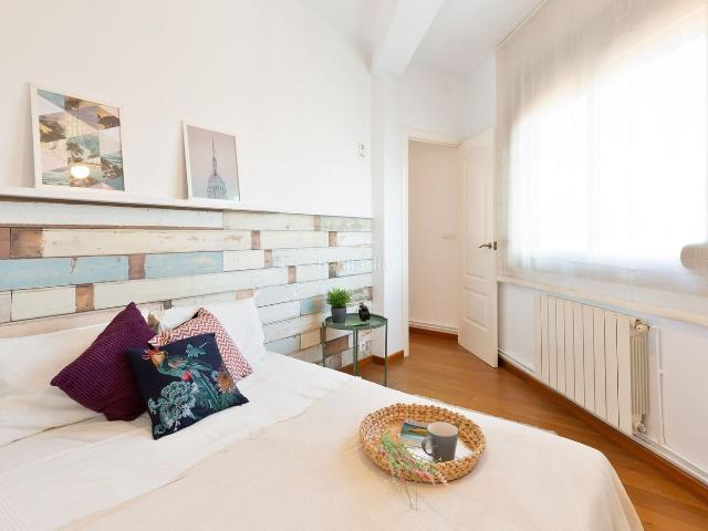 Piso en venta en Hospitalet de Llobregat L´, La Torrassa. PISO EN VENTA SANTIAGO APÓSTOL HOSPITALET. Pisos Hospitalet de Llobregat.