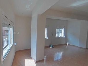 Piso en venta en Hospitalet de Llobregat L´, La Torrassa. Vivienda reformada en rentabilidad con inquilino COLLBLANC. Pisos Hospitalet de Llobregat.