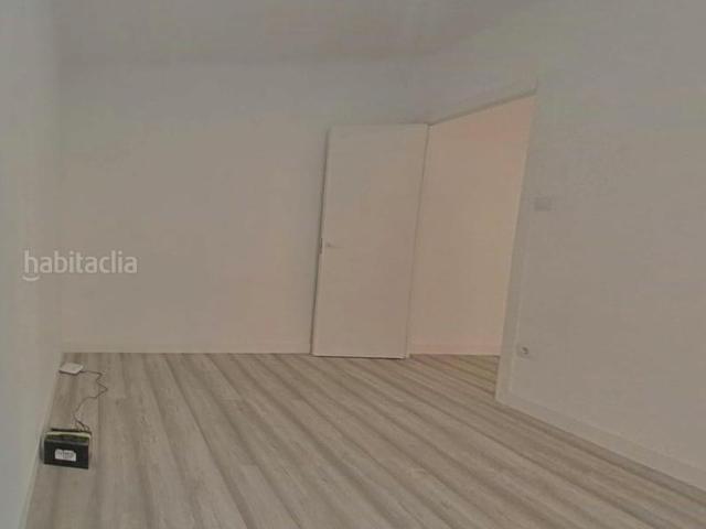 Piso en venta en Hospitalet de Llobregat L´, La Torrassa. PISOS DE FONDO ALQUILADOS SOLO INVERSORES. Pisos Hospitalet de Llobregat.