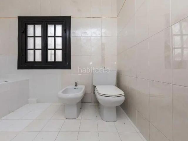 Piso en venta en Hospitalet de Llobregat L´, Les Planes. Hospitalet de Llobregat l, Barcelona. EN RENTABILIDAD se vende alquilado, no se puede visitar ni hipotecar. Pisos Hospitalet de.