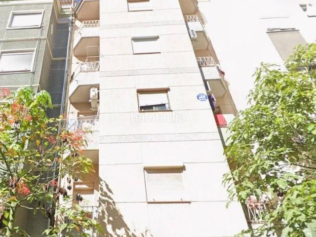 Piso en venta en Hospitalet de Llobregat L´, Les Planes. OPORTUNIDAD INVERSORES ATICO CON TERRAZA!. Pisos Hospitalet de Llobregat.