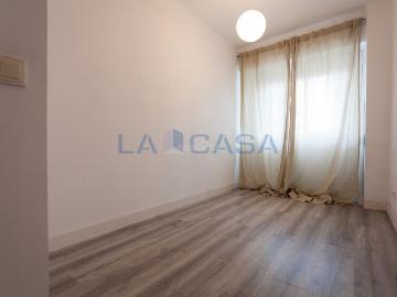 Piso en venta en Hospitalet de Llobregat L´, Les Planes. Piso en venta en Calle de la Renclusa, LHospitalet de Llobregat!. Pisos Hospitalet de Llobregat.